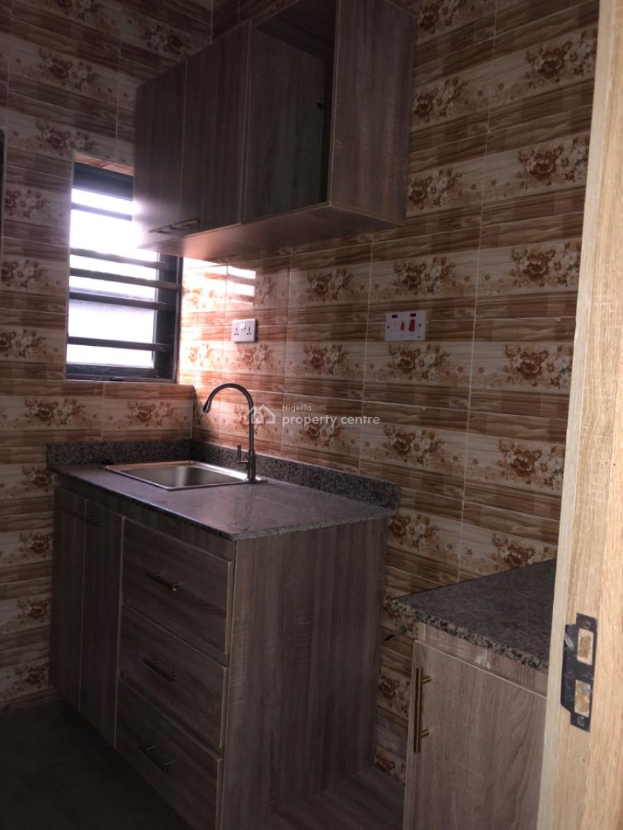 Mini Flat, Peace Estate, Magboro, Ogun, Mini Flat (room and Parlour) for Rent