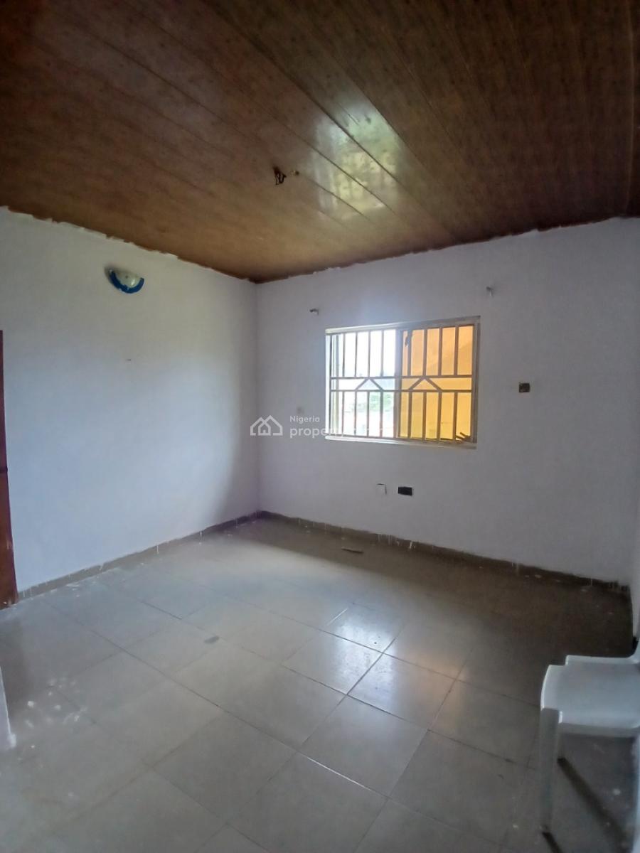 Rooms in a Shared Apartment, Badore, Ajah, Lagos, Flat / Apartment for Rent