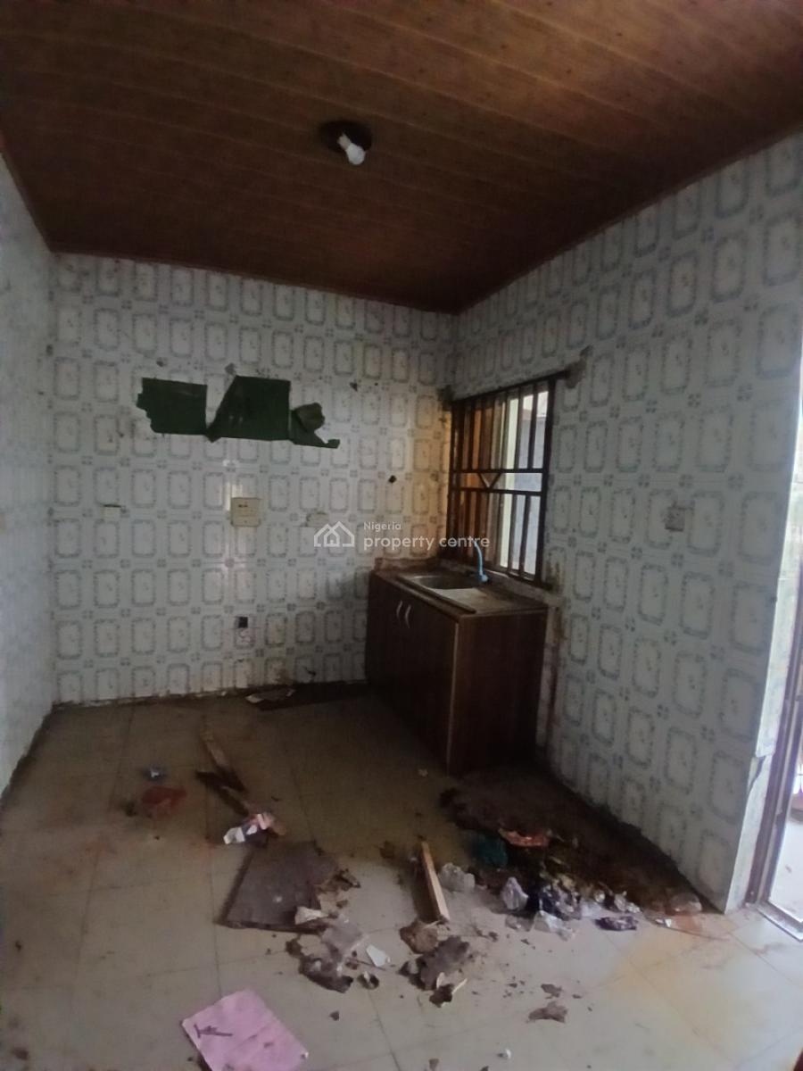 Rooms in a Shared Apartment, Badore, Ajah, Lagos, Flat / Apartment for Rent