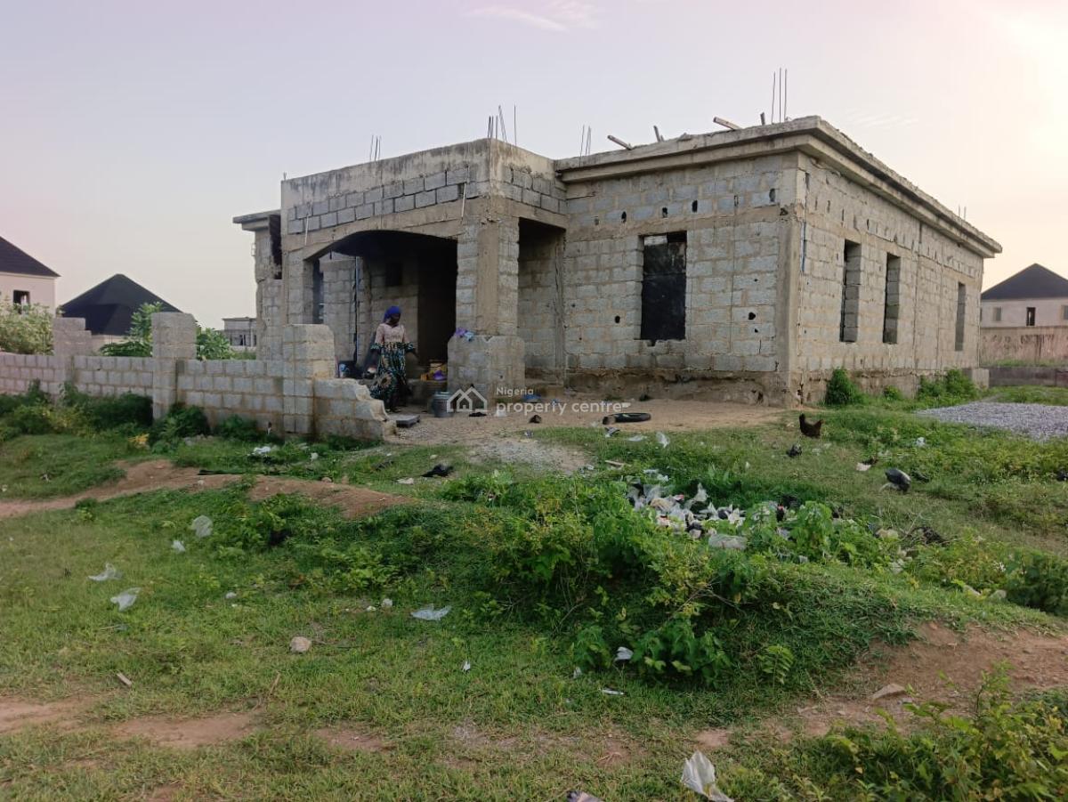 Luxury 5bedroom Penthouse  with Excellent Facilities in Lugbe -abuja, Seman Estate Opposite Dunamis Glory Dome Church in Lugbe, Abuja, Sabon Lugbe, Lugbe District, Abuja, Detached Duplex for Sale