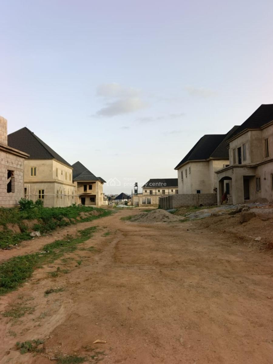 Luxury 5bedroom Penthouse  with Excellent Facilities in Lugbe -abuja, Seman Estate Opposite Dunamis Glory Dome Church in Lugbe, Abuja, Sabon Lugbe, Lugbe District, Abuja, Detached Duplex for Sale