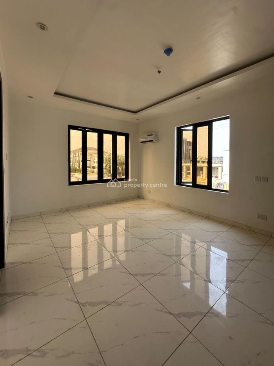2 Bedroom Apartments with Elevator, Lekki Phase 1, Lekki, Lagos, Flat / Apartment for Sale