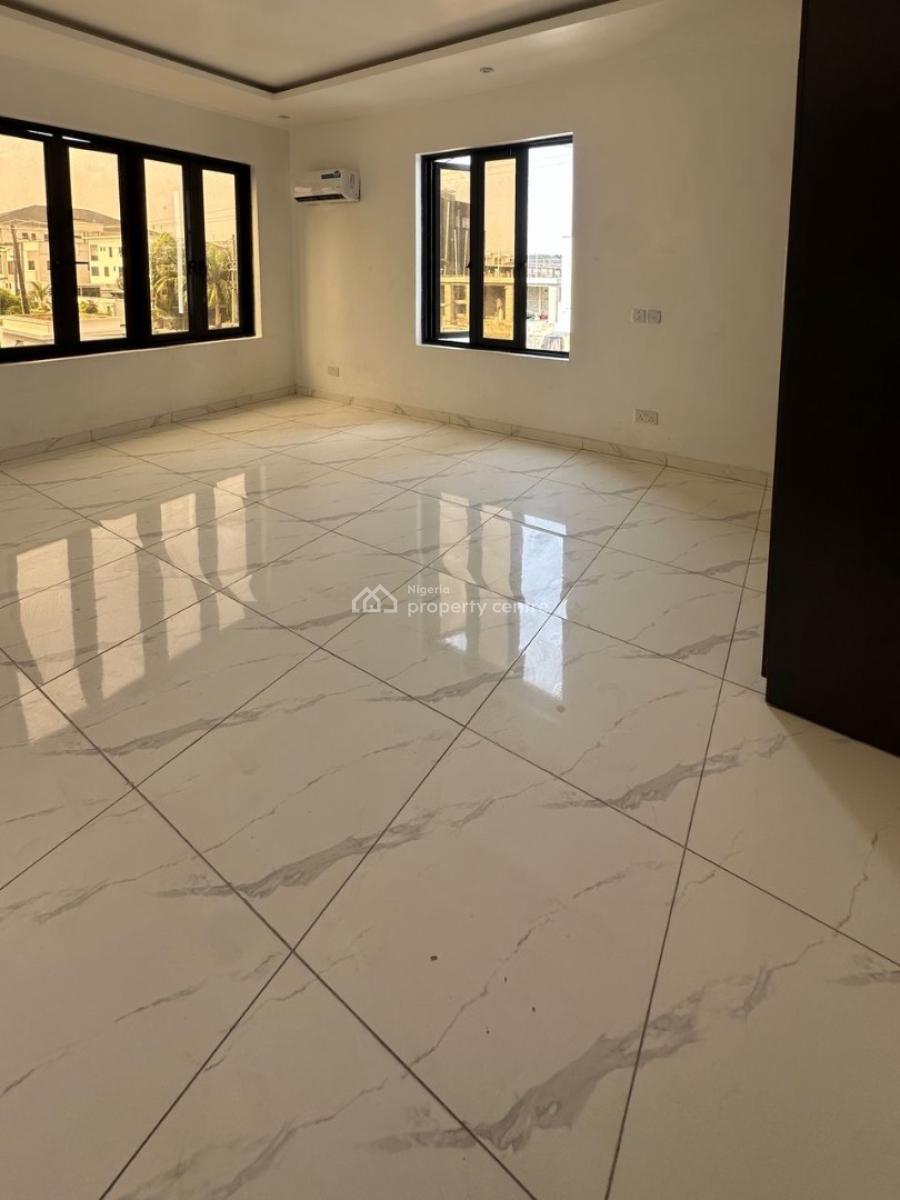 2 Bedroom Apartments with Elevator, Lekki Phase 1, Lekki, Lagos, Flat / Apartment for Sale