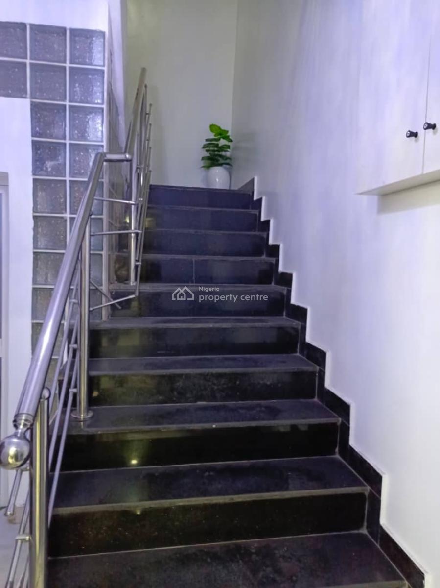 Tastefully Built 3 Bedroom Terraced Duplex with a Bq, Asokoro District, Abuja, Terraced Duplex for Rent