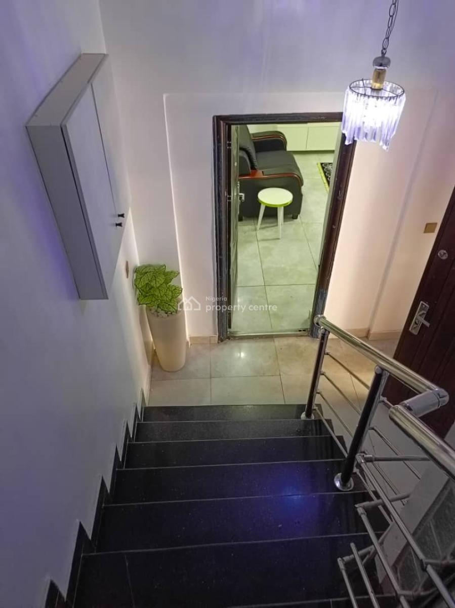 Tastefully Built 3 Bedroom Terraced Duplex with a Bq, Asokoro District, Abuja, Terraced Duplex for Rent