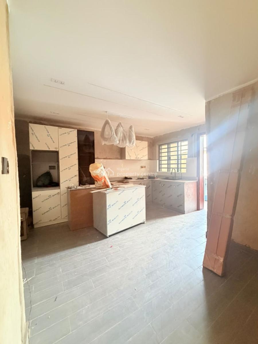 Fully Finished 4 Bedroom Semi Detached Duplex with Bq, Yaba, Lagos, Semi-detached Duplex for Sale