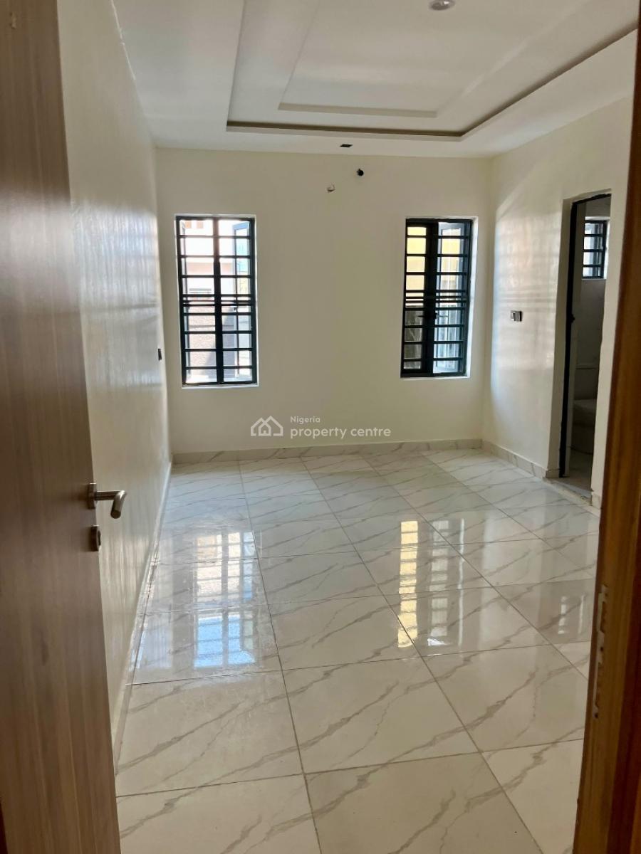 Premium 2-bedroom Ensuite Apartments with Gym & 24-hour Power, Lekki Scheme 2, Ajah, Lagos, Flat / Apartment for Sale