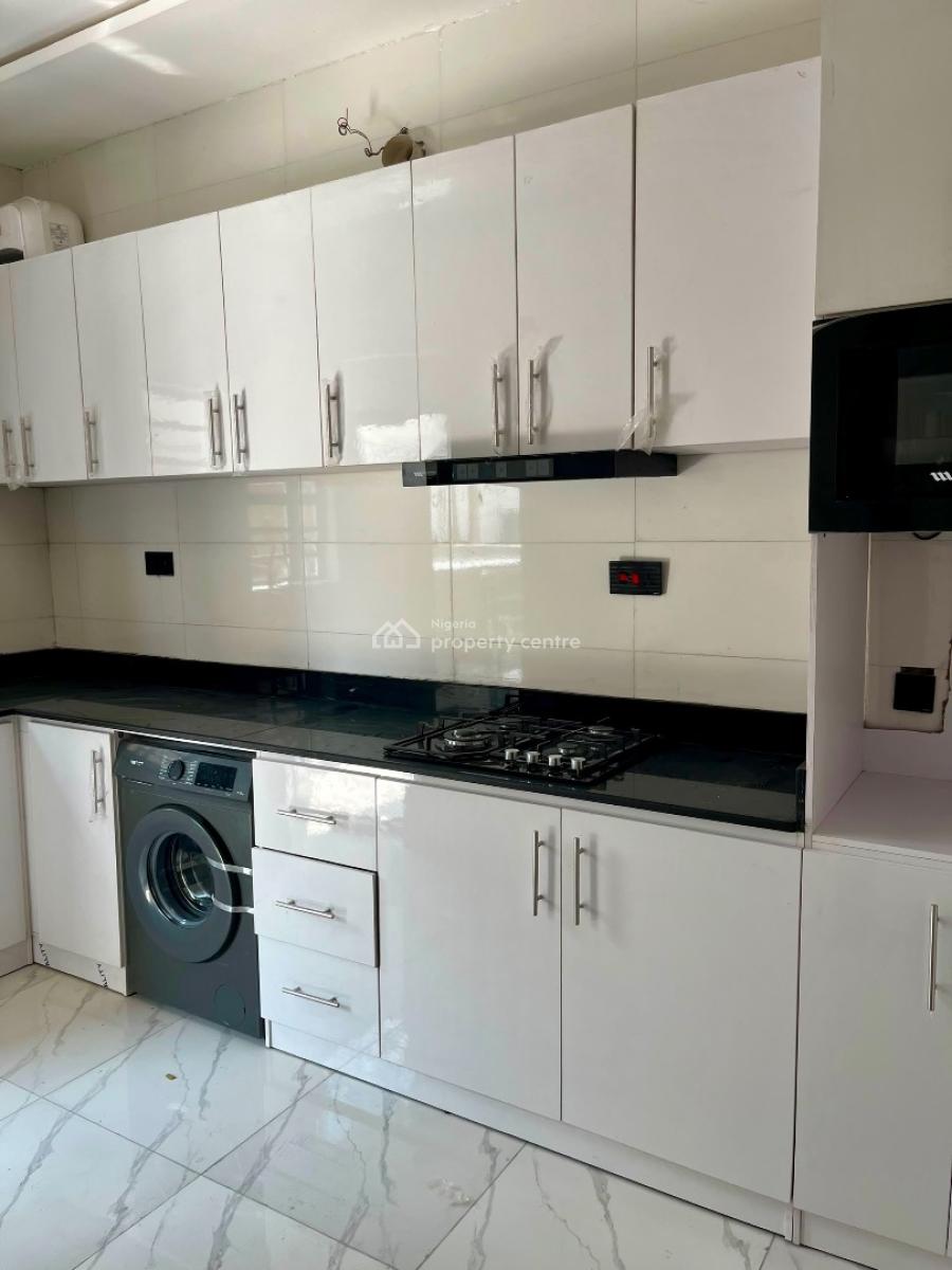 Premium 2-bedroom Ensuite Apartments with Gym & 24-hour Power, Lekki Scheme 2, Ajah, Lagos, Flat / Apartment for Sale