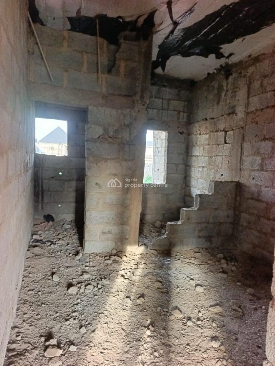 4 Bedroom Terrace Duplex Carcass House, Seman Estate Opposite Dunamis Glory Dome Church in Lugbe. Abuja, Sabon Lugbe, Lugbe District, Abuja, Terraced Duplex for Sale