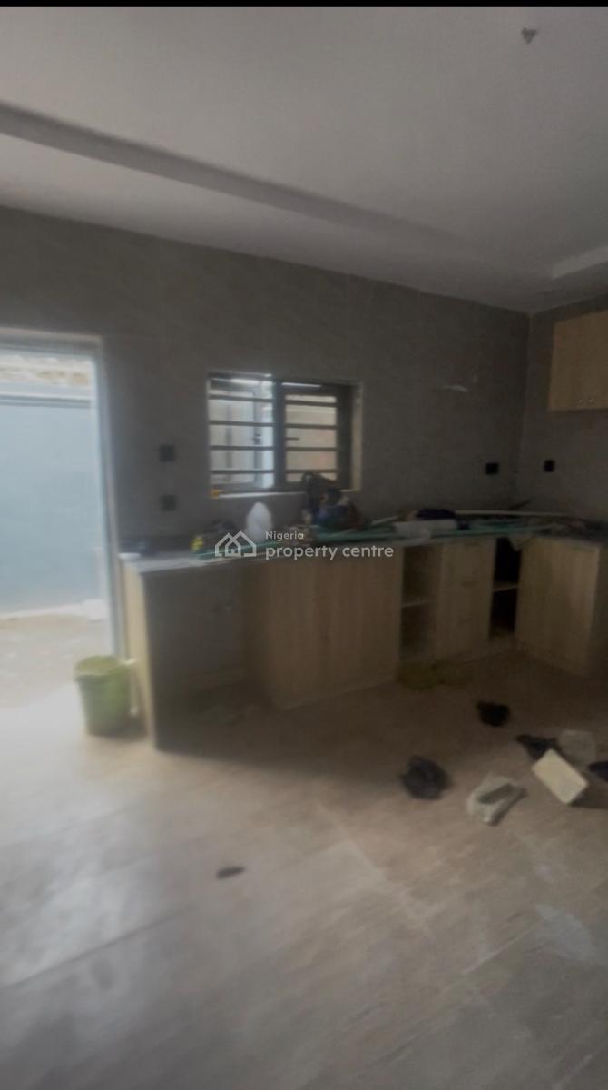 4 Bedroom Terrace Duplex, Omoyele Pratt, Ifako, Gbagada, Lagos, Flat / Apartment for Rent