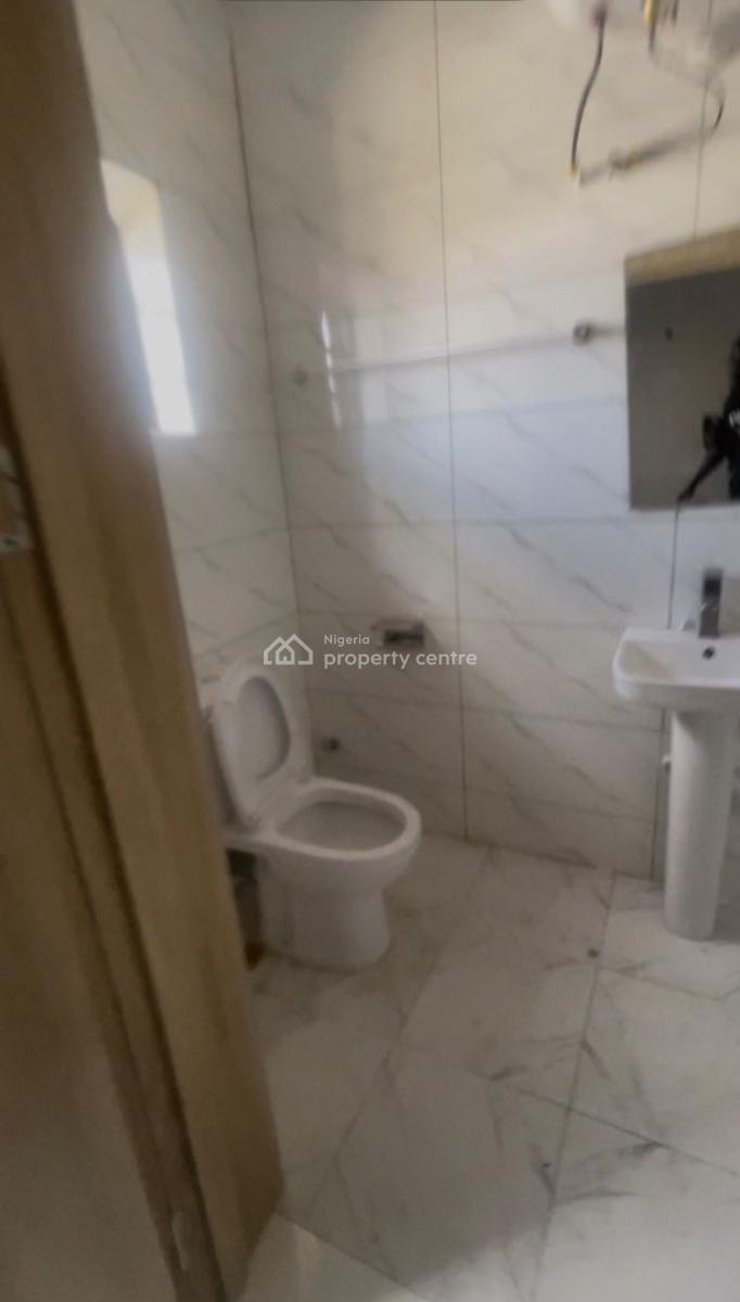 4 Bedroom Terrace Duplex, Omoyele Pratt, Ifako, Gbagada, Lagos, Flat / Apartment for Rent