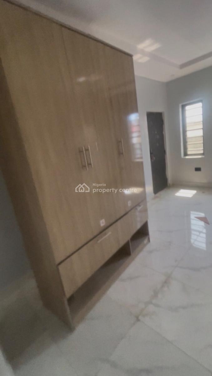 4 Bedroom Terrace Duplex, Omoyele Pratt, Ifako, Gbagada, Lagos, Flat / Apartment for Rent