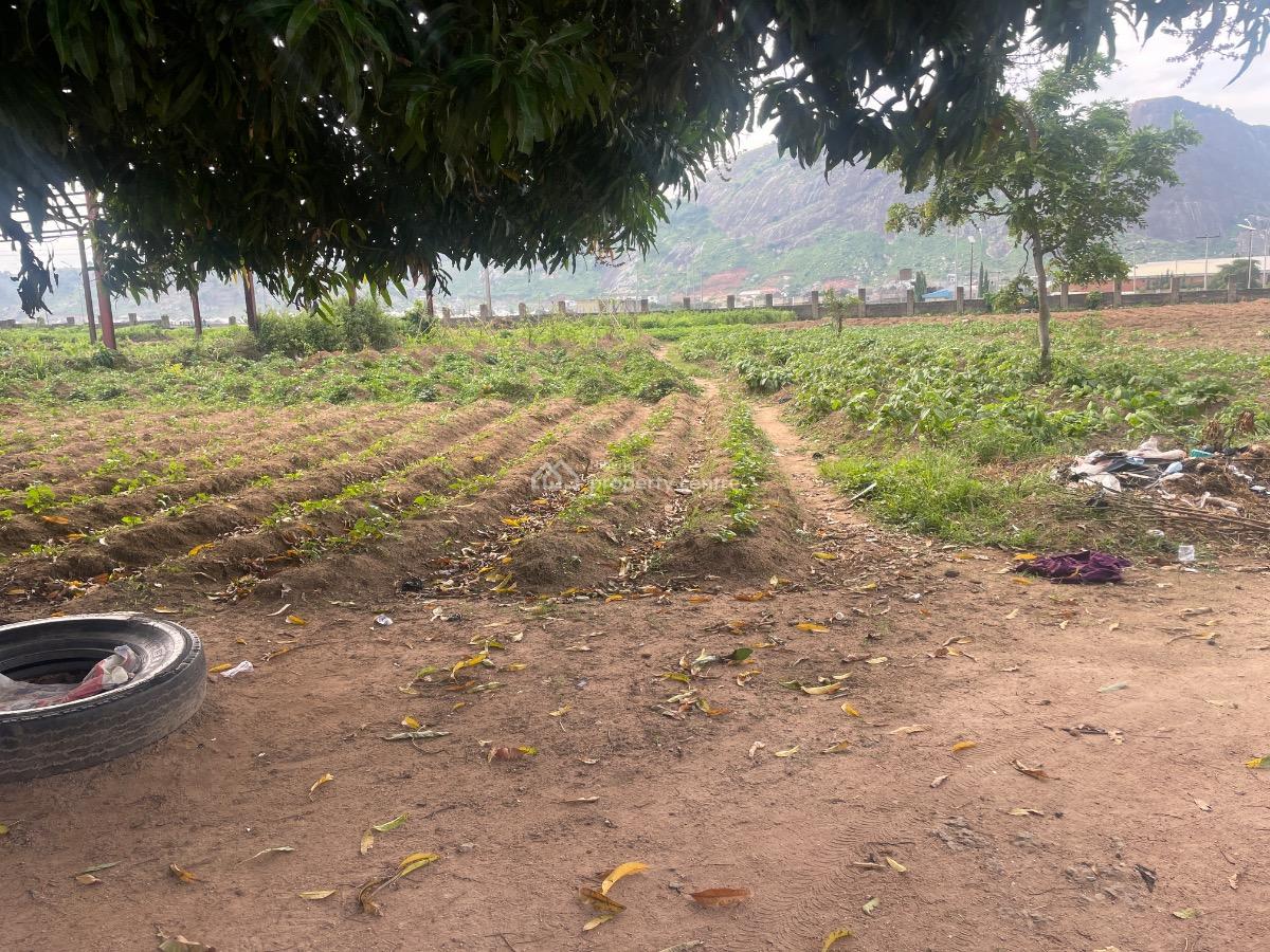 2.2hectares Mixed Use Land, Kagini, Abuja, Mixed-use Land for Sale