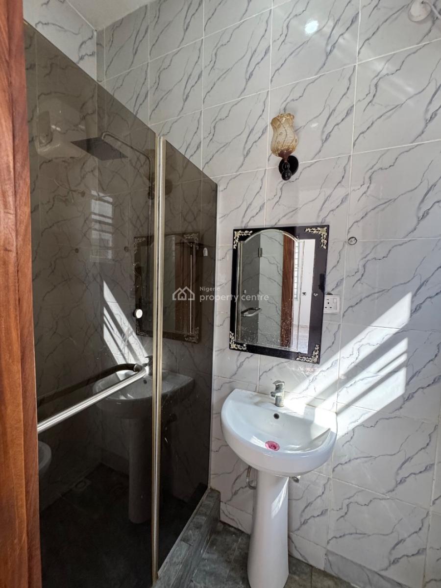 Self Contain, Chevy View Estate, Lekki Expressway, Lekki, Lagos, Self Contain (single Rooms) for Rent