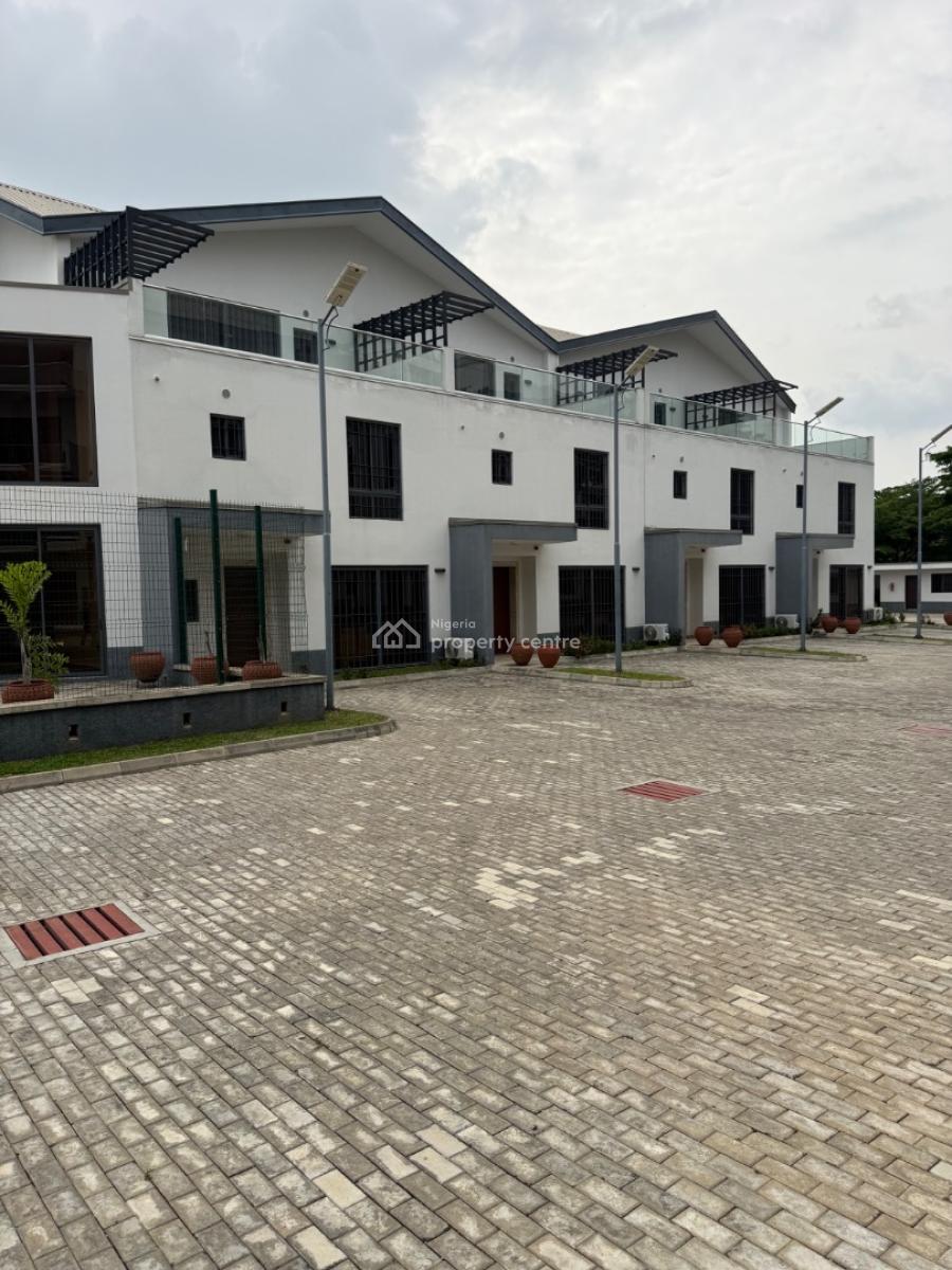 Luxury and Serviced 3 Bedroom Terrace Duplex with Bq, Asokoro District, Abuja, Terraced Duplex for Rent