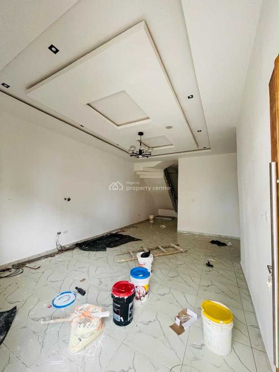 4 Bedroom Semi  Detached Open Compound, Lekki, Lagos, Semi-detached Duplex for Rent