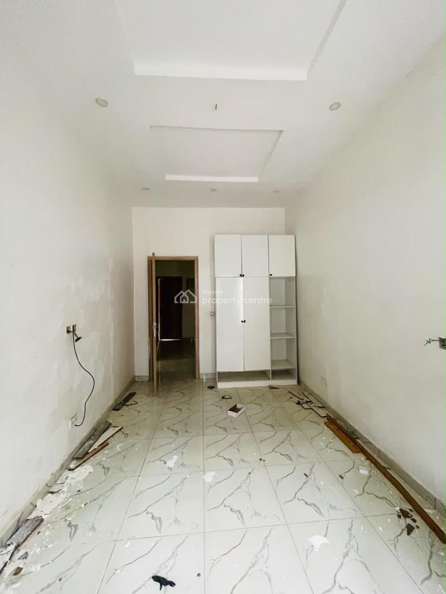 4 Bedroom Semi  Detached Open Compound, Lekki, Lagos, Semi-detached Duplex for Rent