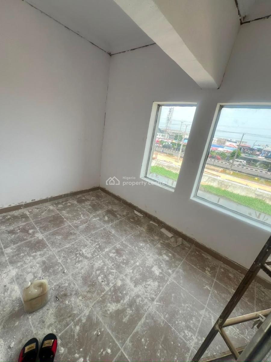 Shop Commercial Area, Lekki Phase 1, Lekki, Lagos, Commercial Property for Rent