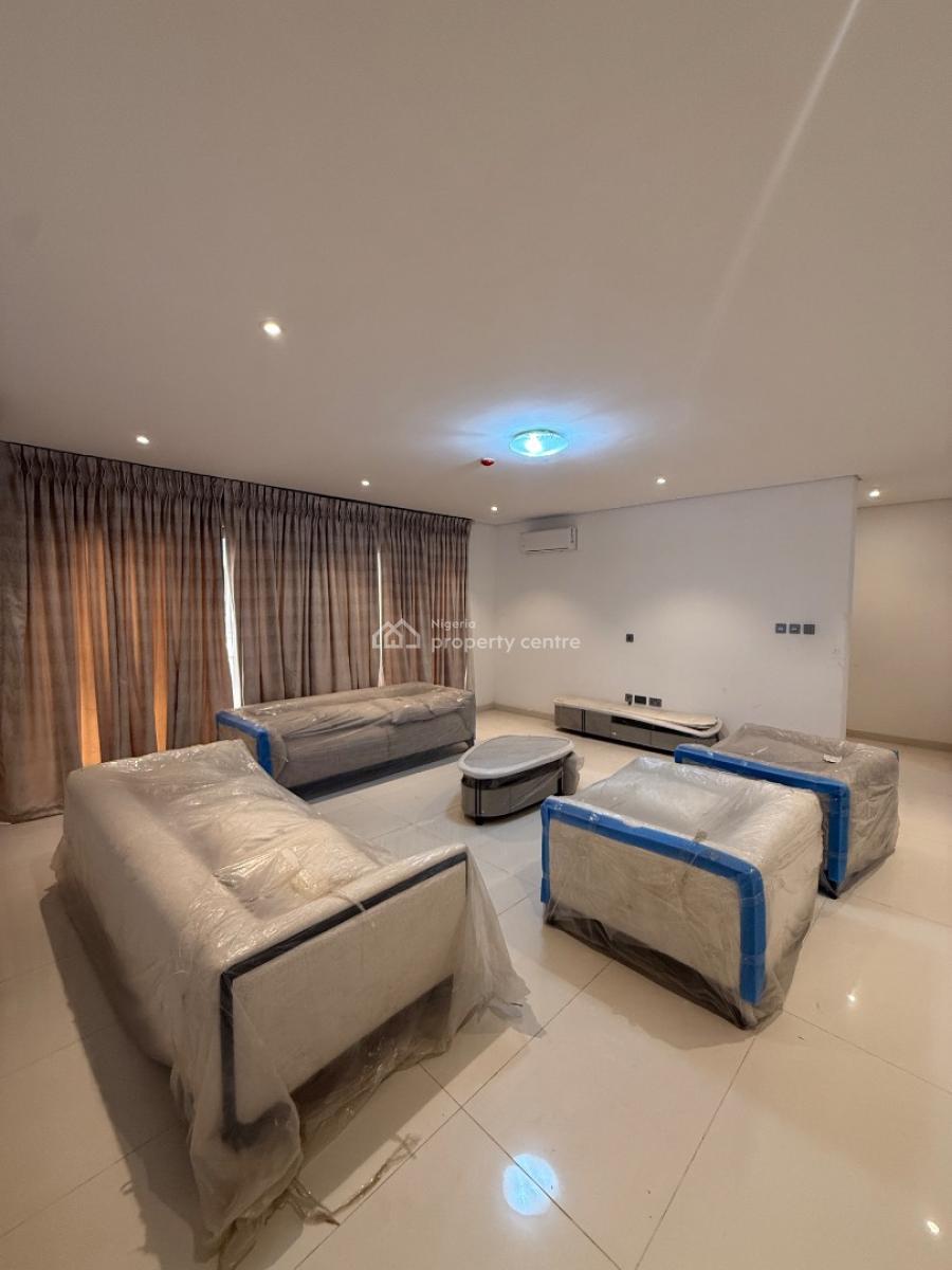 Luxury and Serviced 3 Bedroom Apartment with Bq Is Available, Asokoro, Asokoro District, Abuja, Flat / Apartment for Rent