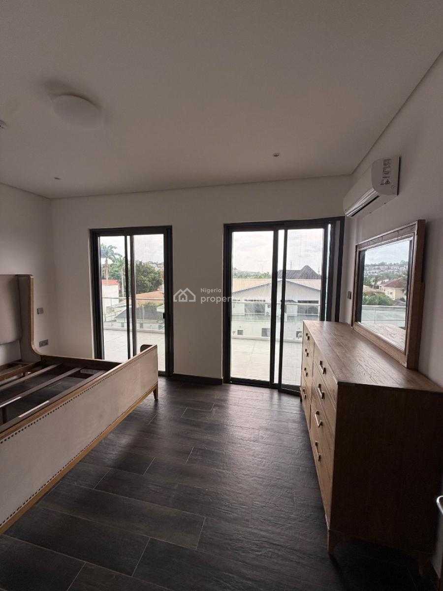 Luxury and Serviced 3 Bedroom Apartment with Bq Is Available, Asokoro, Asokoro District, Abuja, Flat / Apartment for Rent