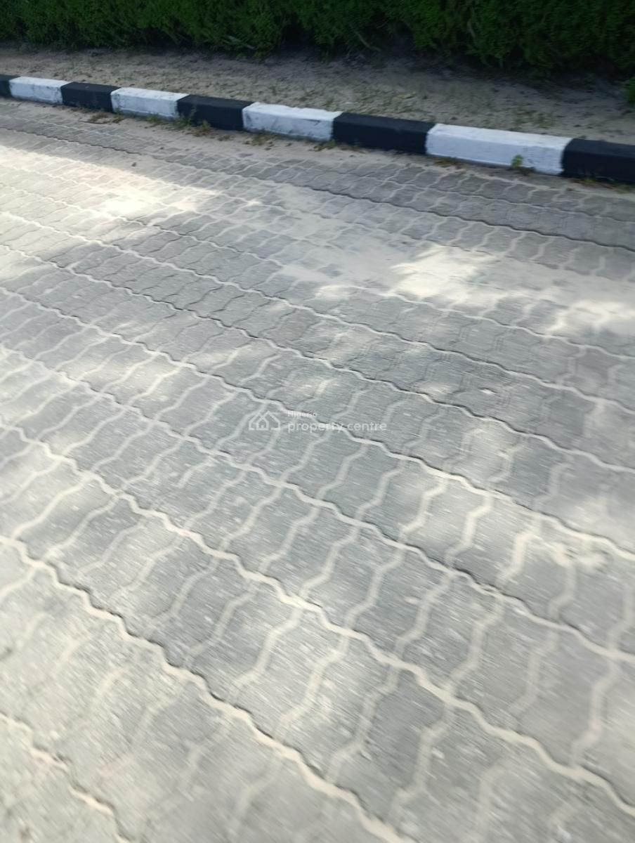 Prime 3 Units 1000 Sqm Waterfront Plot, Admiralty Way, Lekki Phase 1, Lekki, Lagos, Mixed-use Land for Sale