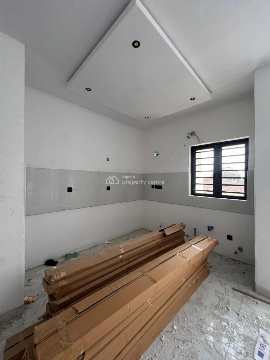 Contemporary 2 Bedroom Apartments, Phase 1, Lekki, Lagos, Flat / Apartment for Sale