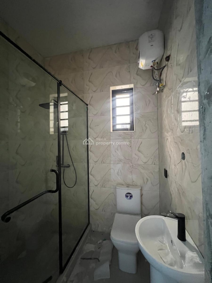 Contemporary 2 Bedroom Apartments, Phase 1, Lekki, Lagos, Flat / Apartment for Sale