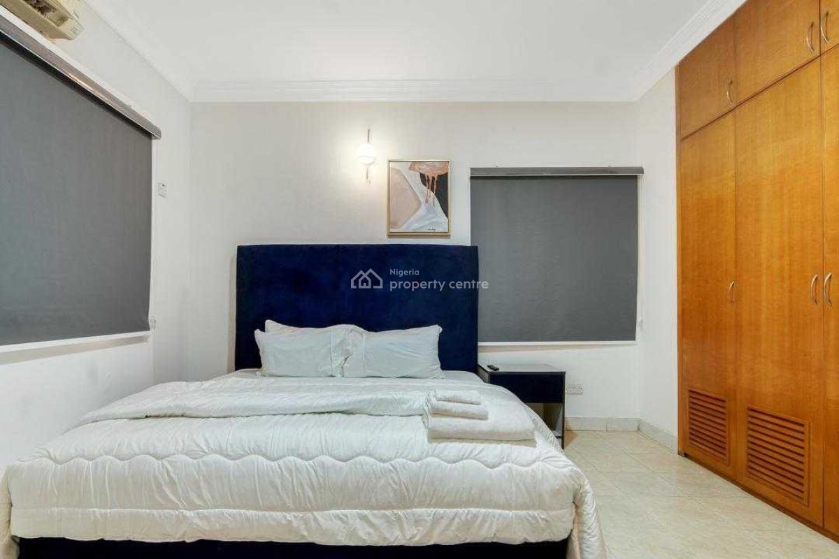 Fully Furnished 3 Bedrooms Apartment, Bourdillion, Ikoyi, Lagos, Flat / Apartment for Rent
