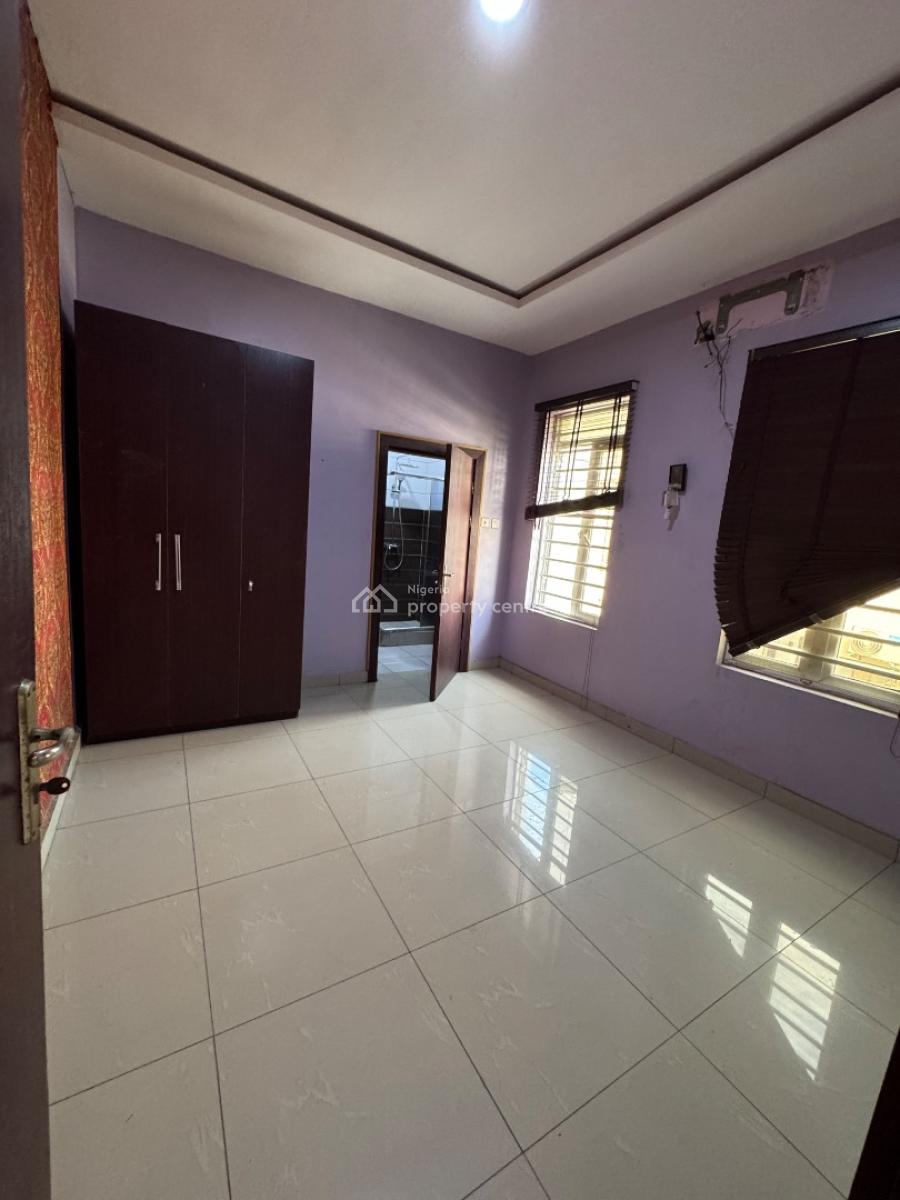 Self Contain, Chevy View Estate, Lekki Expressway, Lekki, Lagos, Self Contain (single Rooms) for Rent