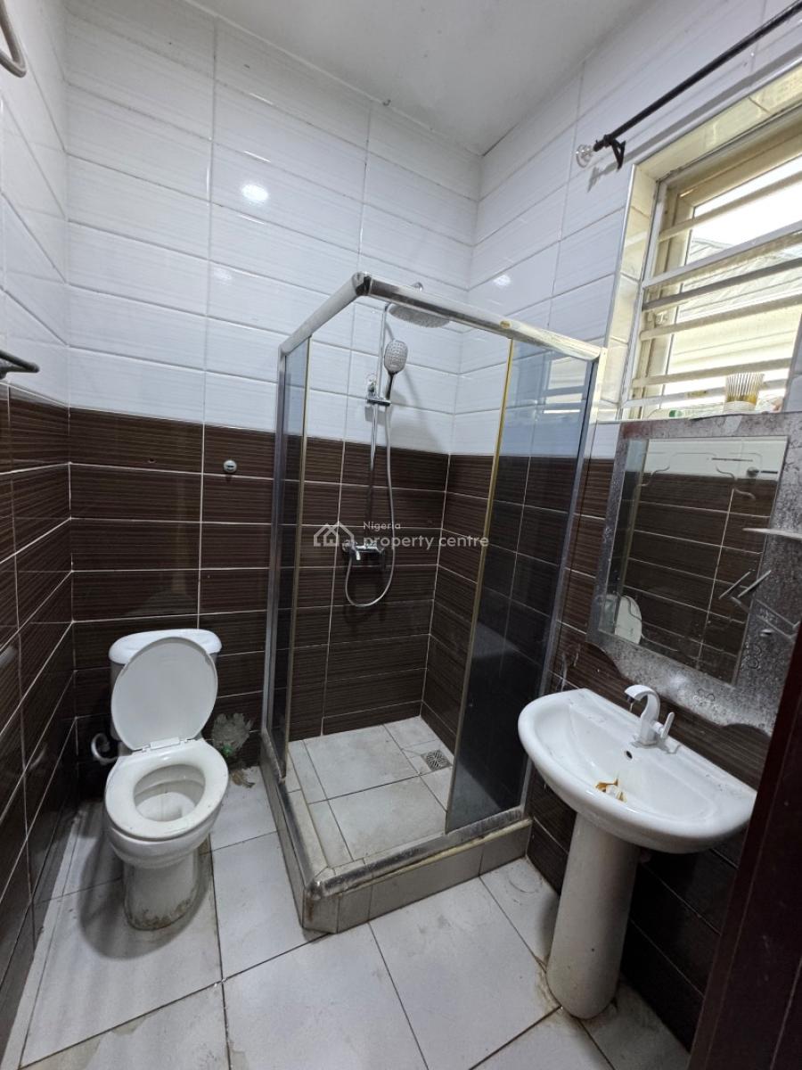 Self Contain, Chevy View Estate, Lekki Expressway, Lekki, Lagos, Self Contain (single Rooms) for Rent