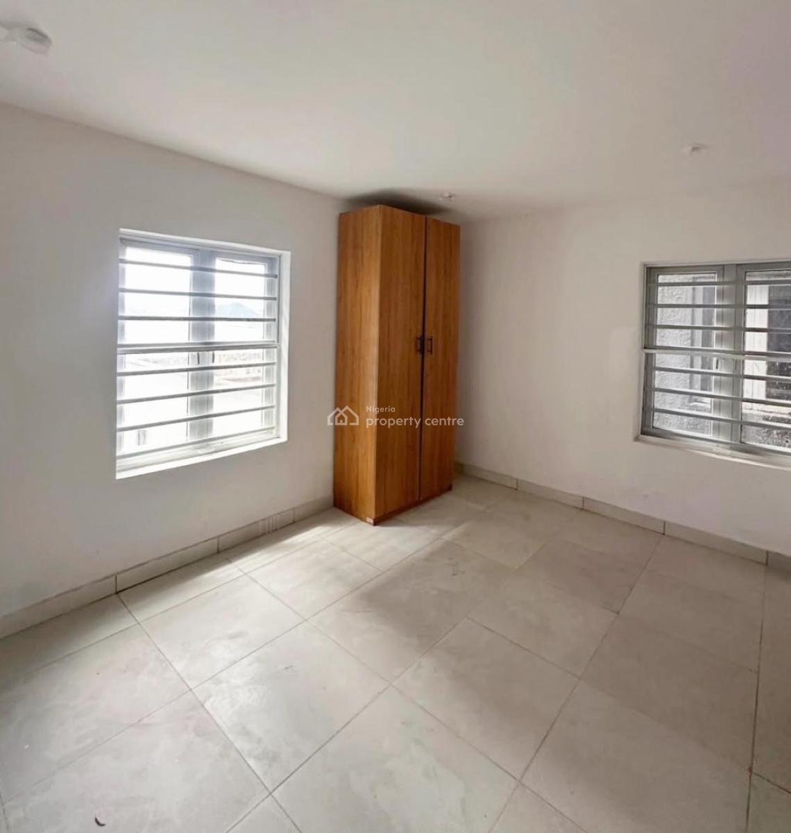 2 Bedroom Apartment, Lekki Phase 1, Lekki, Lagos, Flat / Apartment for Rent