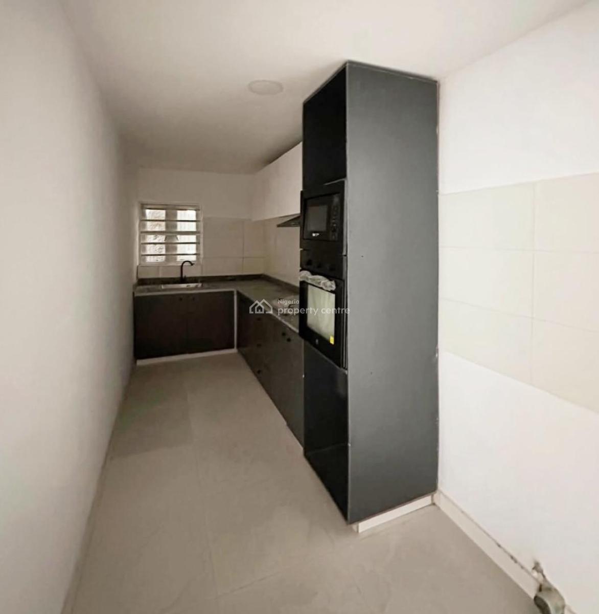 2 Bedroom Apartment, Lekki Phase 1, Lekki, Lagos, Flat / Apartment for Rent