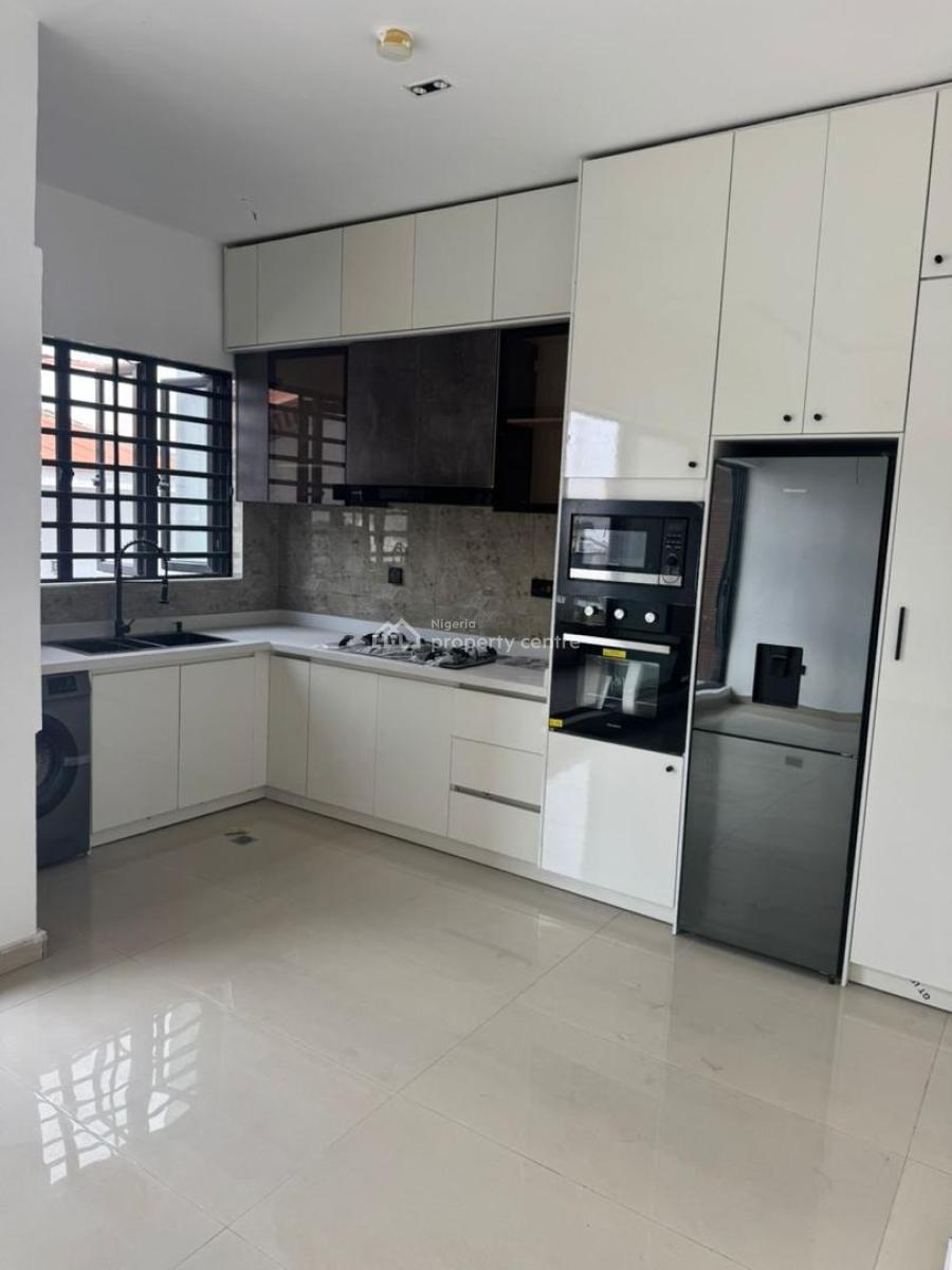 Fully Serviced 2-bedroom Apartment with Bq, Lekki Phase 1, Lekki, Lagos, Flat / Apartment for Rent
