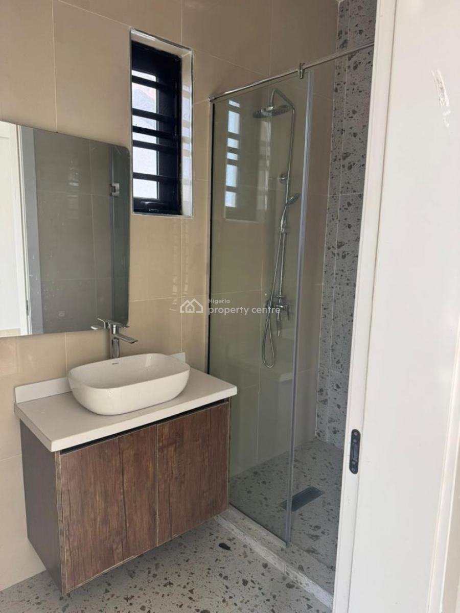 Fully Serviced 2-bedroom Apartment with Bq, Lekki Phase 1, Lekki, Lagos, Flat / Apartment for Rent