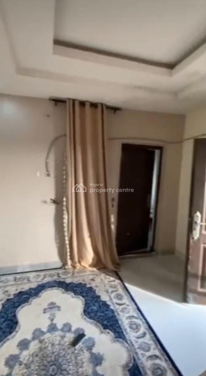 Good 1 Bedroom Flat with 2 Toilets 4m, Wuye, Abuja, Flat / Apartment for Rent