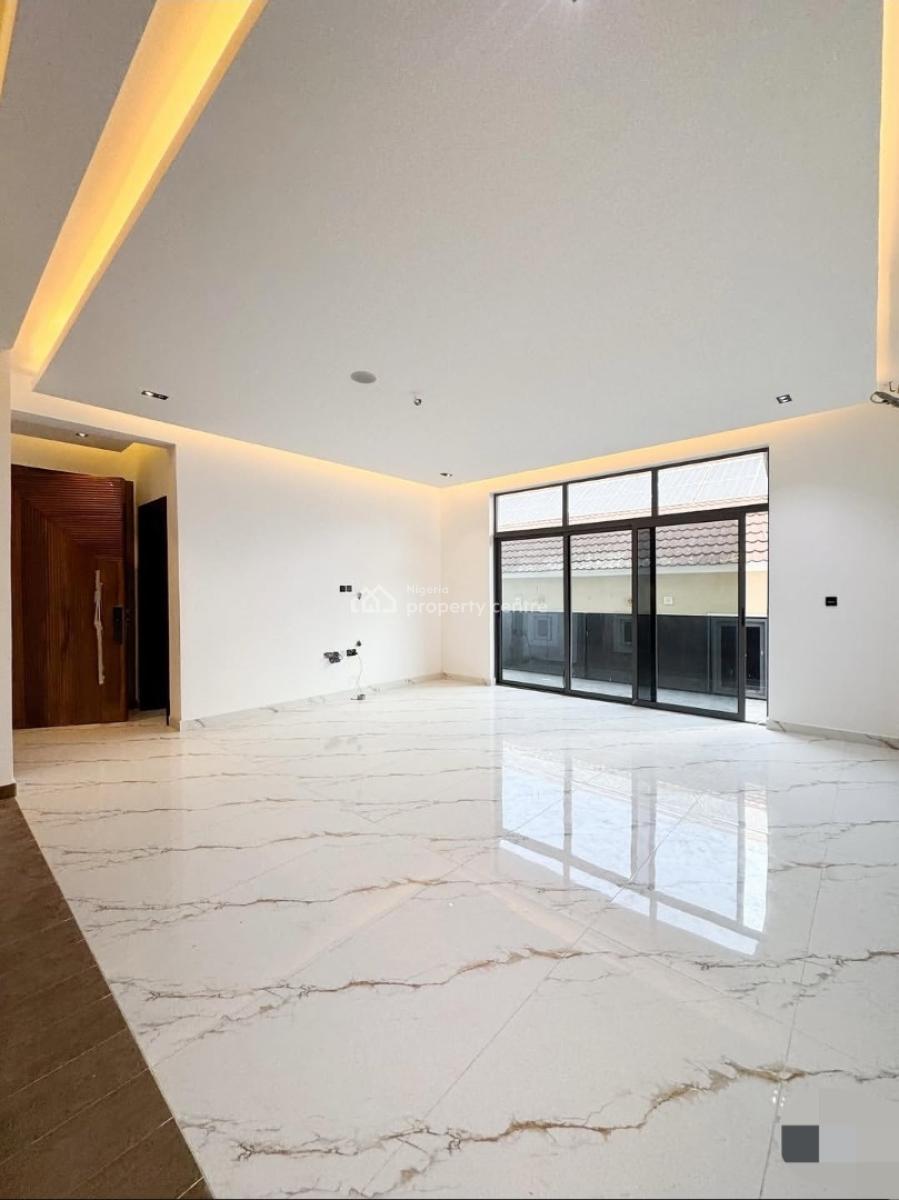 Fully Serviced 3-bedroom Apartments, Lekki Phase 1, Lekki, Lagos, Block of Flats for Sale