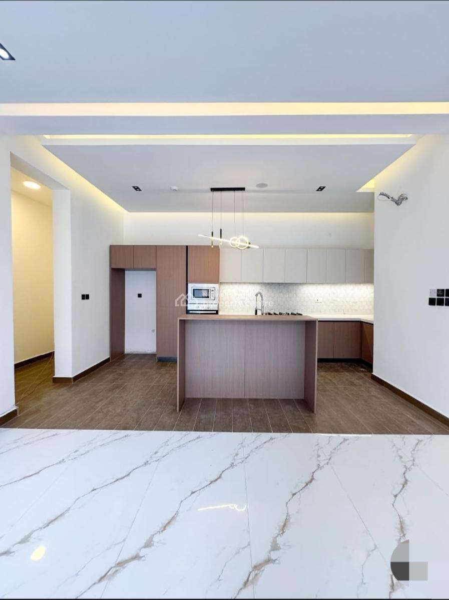 Fully Serviced 3-bedroom Apartments, Lekki Phase 1, Lekki, Lagos, Block of Flats for Sale