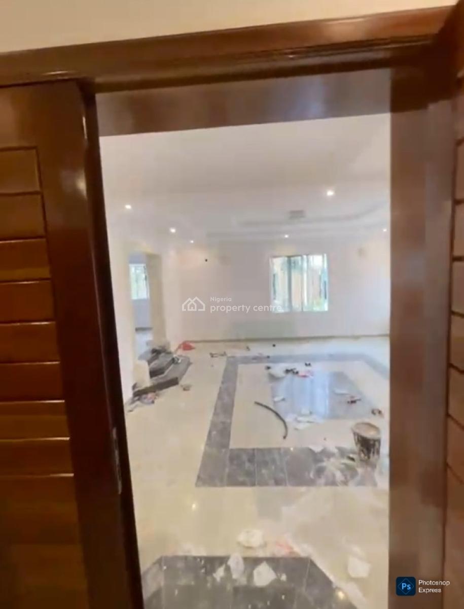 Revamped 5-bed Luxury Mansion + 2-bed Charlet, Banana Island, Ikoyi, Lagos, Detached Duplex for Rent