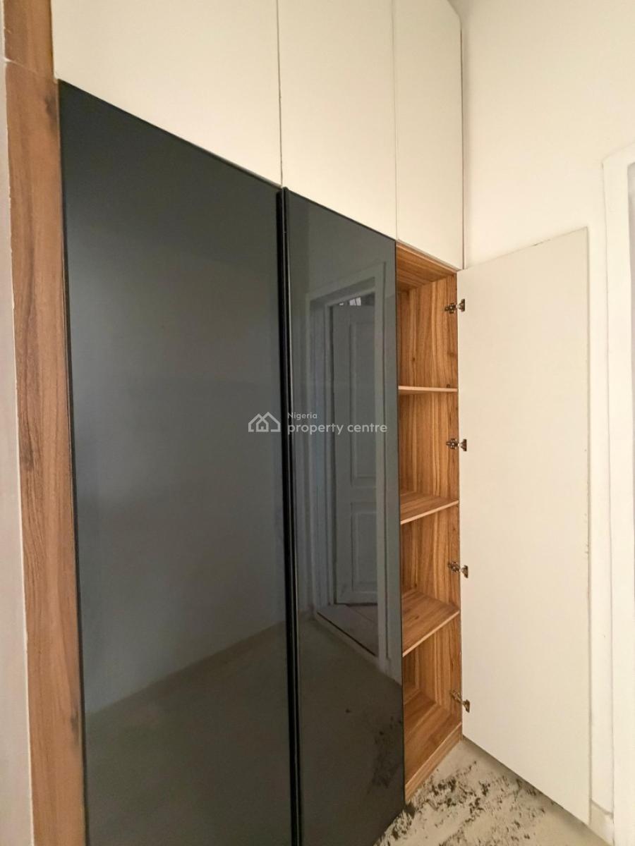 Newly Built 3 Bedrooms Apartment, Lekki Phase 1, Lekki, Lagos, Flat / Apartment for Sale