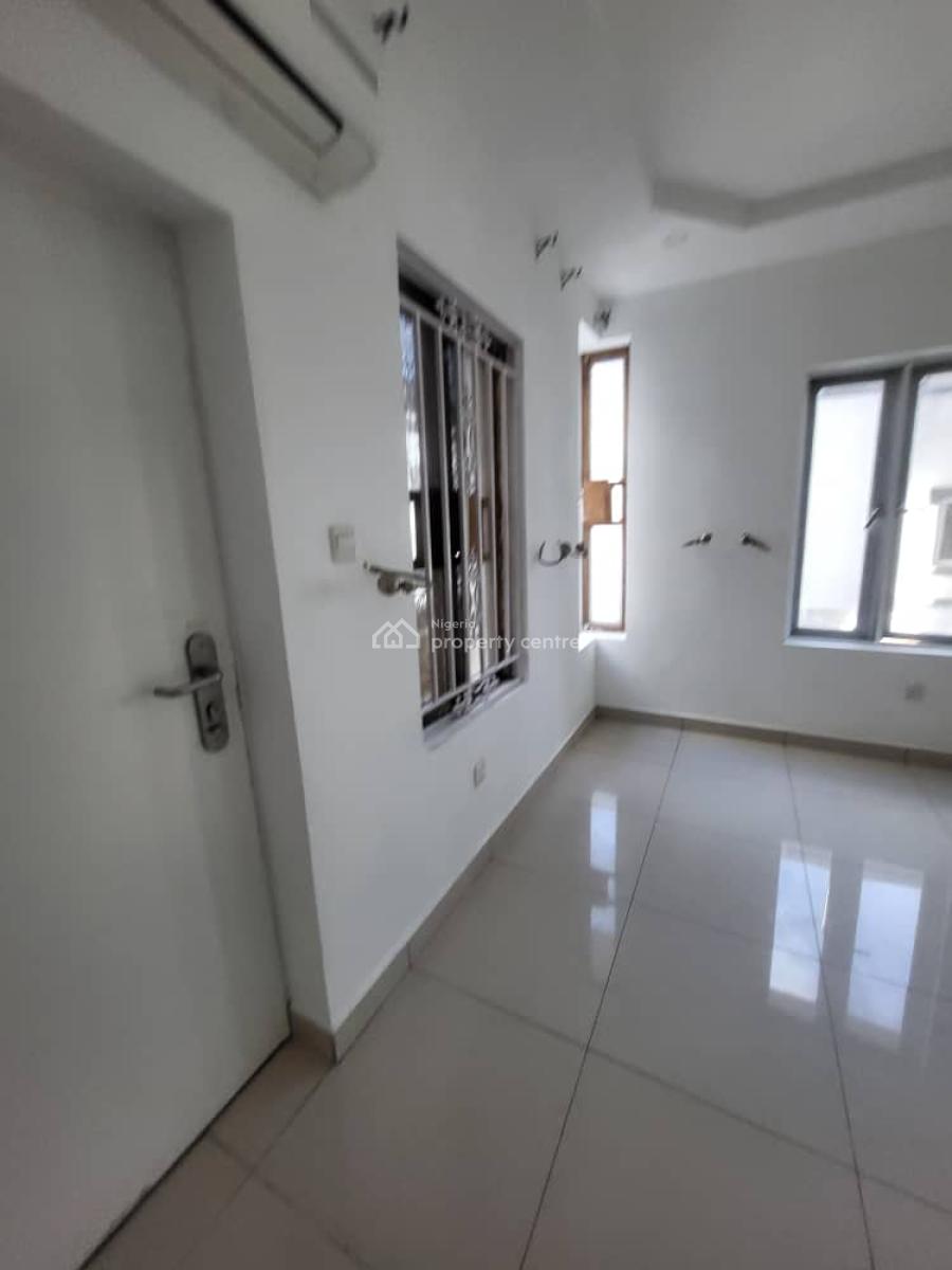 Luxury 3 Bedroom Apartment with Bq, Oral Estate, Ikota, Lekki, Lagos, Flat / Apartment for Rent