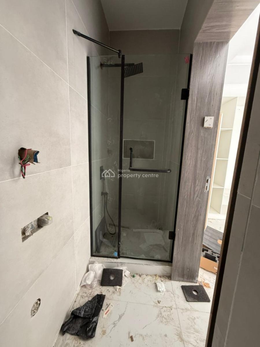 3 Bedroom Block of Flat, Lekki Phase 1, Lekki, Lagos, Flat / Apartment for Sale
