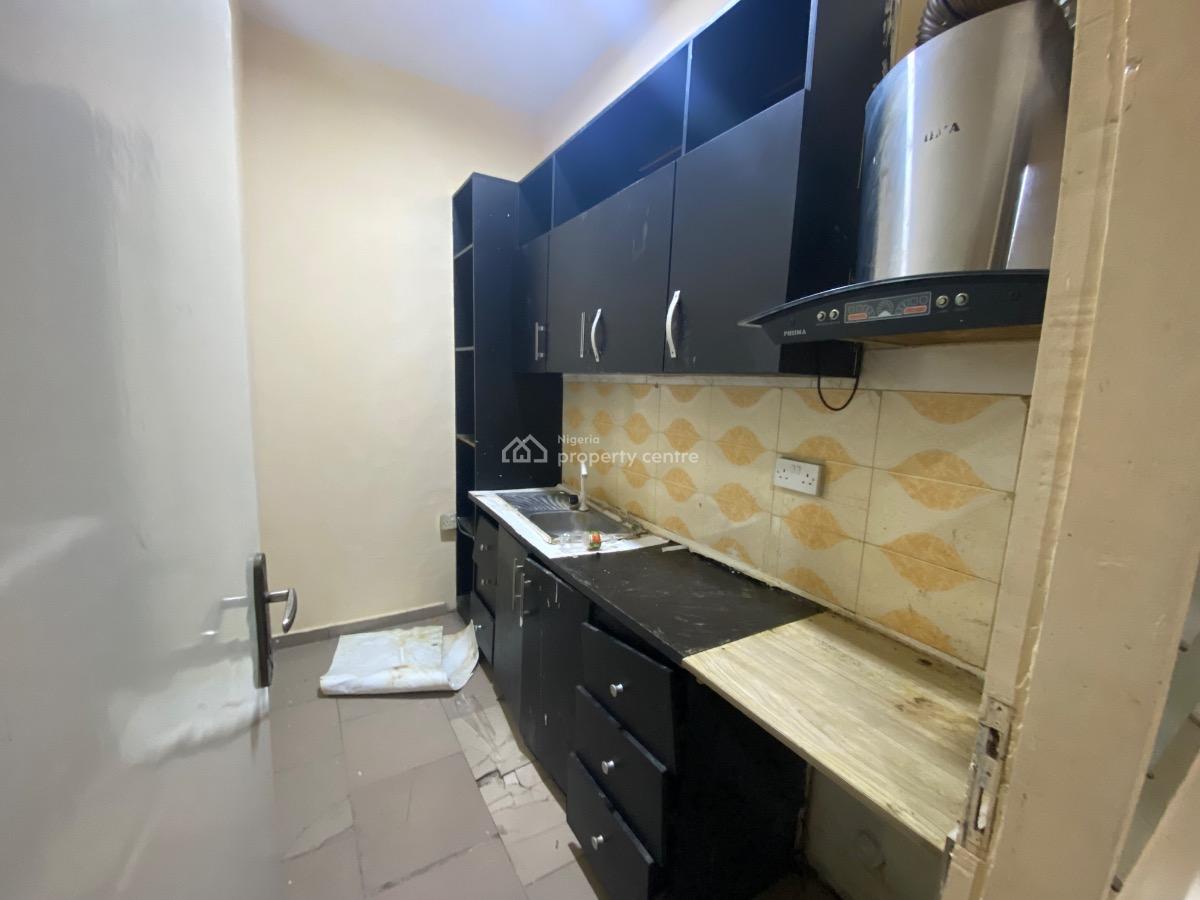 a Modest Mini Flat, Lekki Phase 1, Lekki, Lagos, Mini Flat (room and Parlour) for Rent