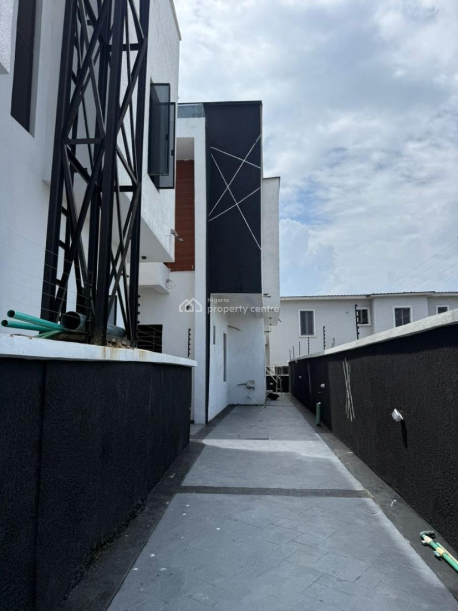 4 Bedroom Semi Detached Duplex, Lekki Phase 2, Lekki, Lagos, Detached Duplex for Sale