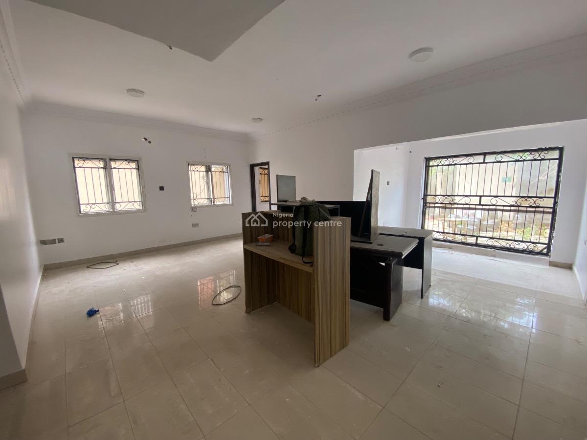 a Neat and Nice 3bedroom Semidetached Duplex with Bq, Lekki Phase 1, Lekki, Lagos, House for Rent