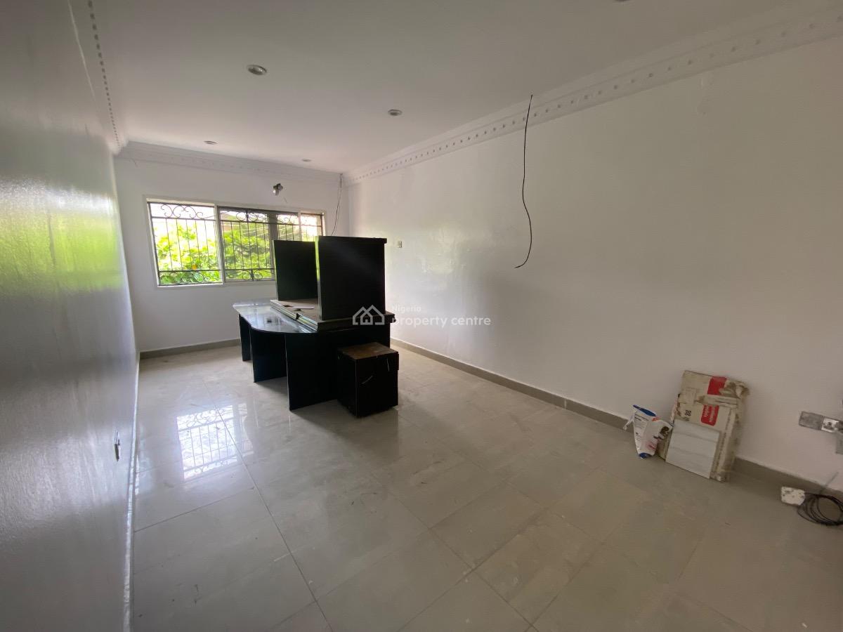 a Neat and Nice 3bedroom Semidetached Duplex with Bq, Lekki Phase 1, Lekki, Lagos, House for Rent
