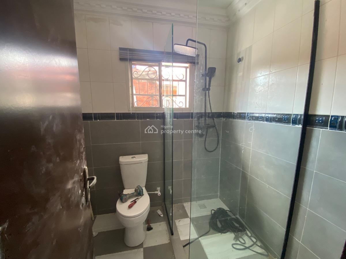 a Neat and Nice 3bedroom Semidetached Duplex with Bq, Lekki Phase 1, Lekki, Lagos, House for Rent