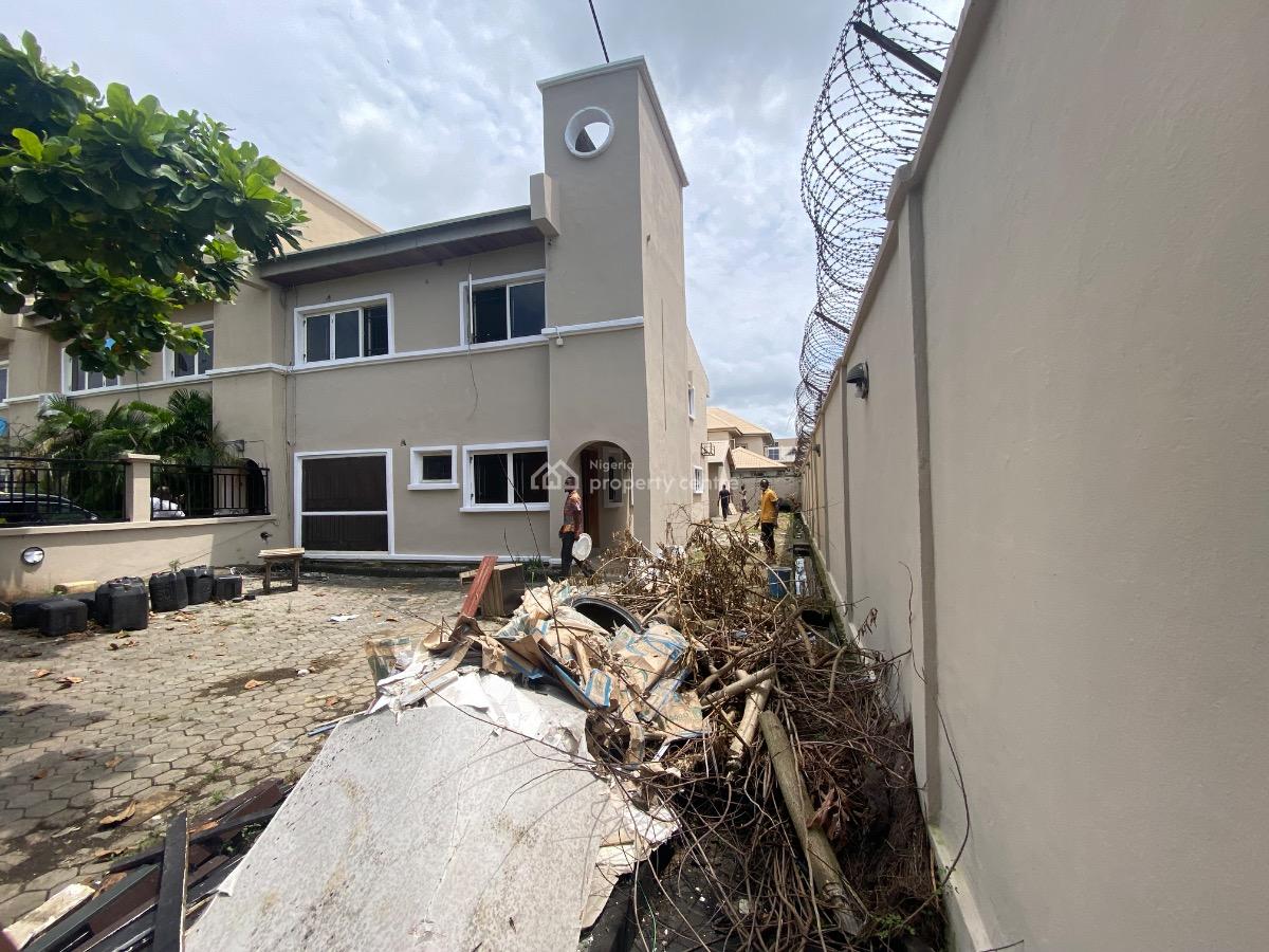 a Neat and Nice 3bedroom Semidetached Duplex with Bq, Lekki Phase 1, Lekki, Lagos, House for Rent