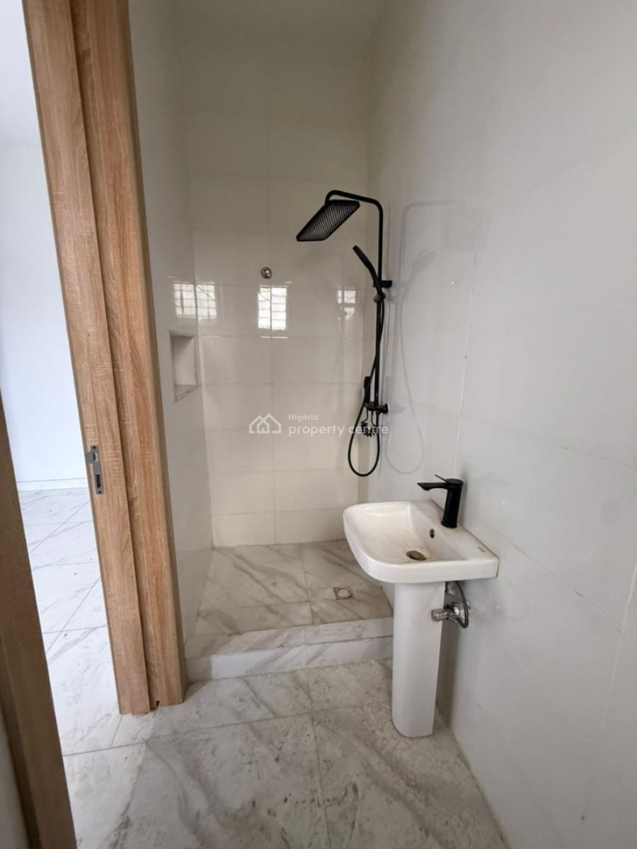 4 Bedroom Terrace with 3 Car Parking Space, Ajah, Lagos, Terraced Duplex for Sale
