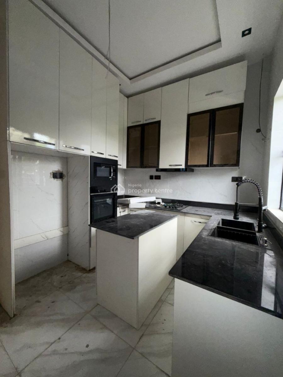 4 Bedroom Terrace with 3 Car Parking Space, Ajah, Lagos, Terraced Duplex for Sale