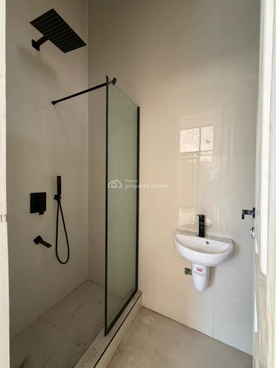 Tastefully Finished  3b/r Apartment, Lekki, Lagos, Flat / Apartment for Sale